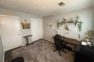 137 Drake Ln, Roxbury Township, NJ 07852 - Photo 18