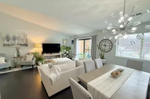 137 Drake Ln, Roxbury Township, NJ 07852 - Photo 6