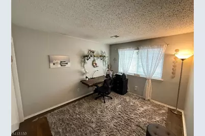 137 Drake Ln, Roxbury Township, NJ 07852 - Photo 16