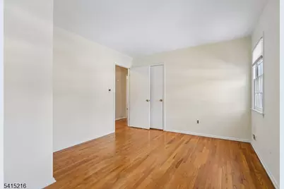 53 Sherbrook Dr, Berkeley Heights Township, NJ 07922 - Photo 16