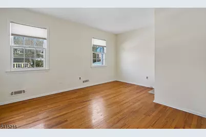 53 Sherbrook Dr, Berkeley Heights Township, NJ 07922 - Photo 14