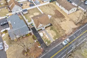 122 Greenbrook Rd, Green Brook Township, NJ 08812 - Photo 2