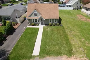 122 Greenbrook Rd, Green Brook Township, NJ 08812 - Photo 2