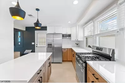122 Greenbrook Rd, Green Brook Township, NJ 08812 - Photo 12