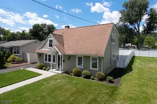 122 Greenbrook Rd, Green Brook Township, NJ 08812 - Photo 4