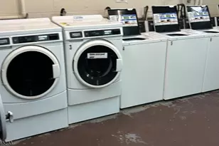 276 Prospect St, East Orange, NJ 07017 - Photo 8