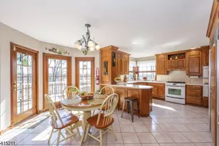 10 Mountain View Dr, Wantage, NJ 07461 - Photo 18