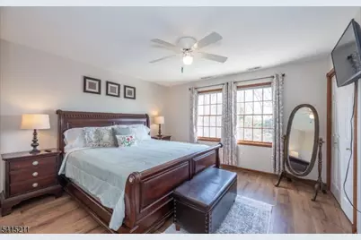 10 Mountain View Dr, Wantage, NJ 07461 - Photo 32