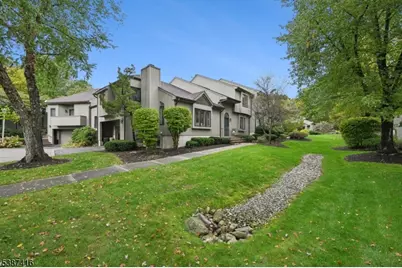 8 Sherwood Dr, Mountain Lakes, NJ 07046 - Photo 2