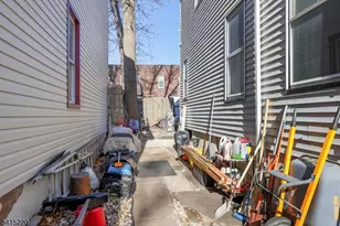 478 Walnut St, Elizabeth, NJ 07201 - Photo 20