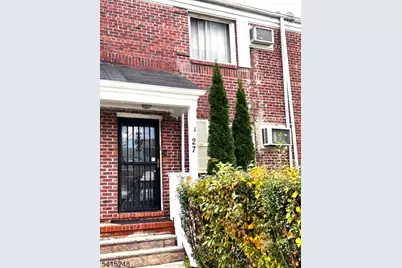 27 Melmore Gdns, East Orange, NJ 07017 - Photo 20