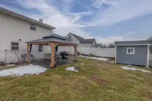 175 Rosewood Ln, Woodbridge Township, NJ 07064 - Photo 22