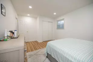 175 Rosewood Ln, Woodbridge Township, NJ 07064 - Photo 10