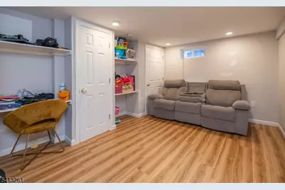 175 Rosewood Ln, Woodbridge Township, NJ 07064 - Photo 20