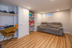 175 Rosewood Ln, Woodbridge Township, NJ 07064 - Photo 20