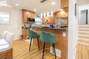 175 Rosewood Ln, Woodbridge Township, NJ 07064 - Photo 6