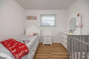 175 Rosewood Ln, Woodbridge Township, NJ 07064 - Photo 12