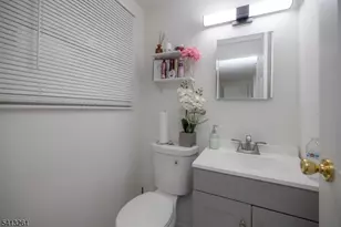 175 Rosewood Ln, Woodbridge Township, NJ 07064 - Photo 16