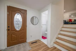 175 Rosewood Ln, Woodbridge Township, NJ 07064 - Photo 2