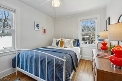 31 Nassau Rd, Montclair, NJ 07043 - Photo 18