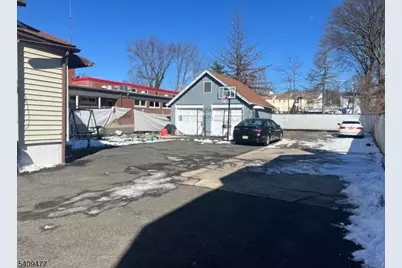 2485 Vauxhall Rd, Union Township, NJ 07083 - Photo 6