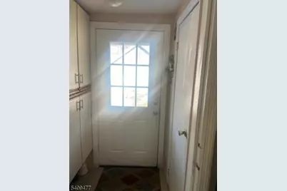 2485 Vauxhall Rd, Union Township, NJ 07083 - Photo 18