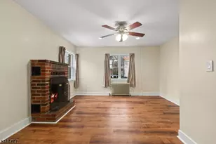 19 Adams St, Belvidere, NJ 07823 - Photo 4