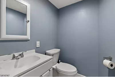 19 Adams St, Belvidere, NJ 07823 - Photo 12