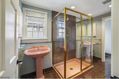 10 Great Hills Ter, Millburn, NJ 07078 - Photo 30