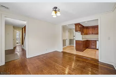 10 Great Hills Ter, Millburn, NJ 07078 - Photo 16