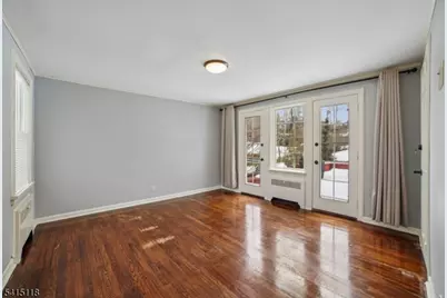 10 Great Hills Ter, Millburn, NJ 07078 - Photo 6