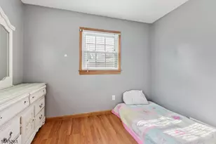 32 Glenville Rd, Edison Twp., NJ 08817 - Photo 16