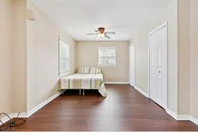 32 Glenville Rd, Edison Twp., NJ 08817 - Photo 18