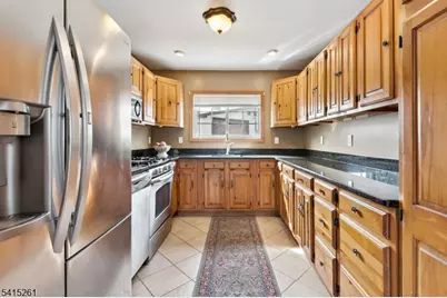 32 Glenville Rd, Edison Twp., NJ 08817 - Photo 4