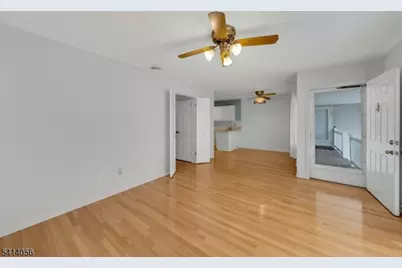 66 Village Green Rd, Bedminster Township, NJ 07921 - Photo 6