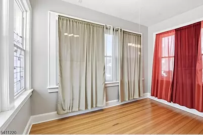 64 Fernwood Rd, Maplewood, NJ 07040 - Photo 12