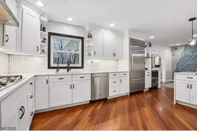 8 Oak Park Dr, Morris Township, NJ 07960 - Photo 8