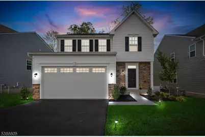 58 Oakwood Blvd, Union Township, NJ 08827 - Photo 1