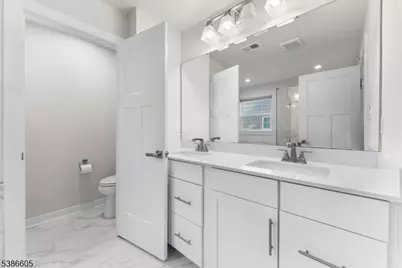 58 Oakwood Blvd, Union Township, NJ 08827 - Photo 26