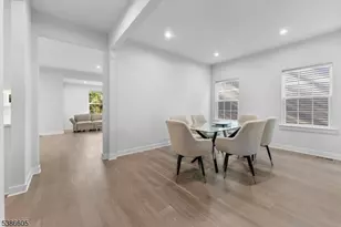 58 Oakwood Blvd, Union Township, NJ 08827 - Photo 8