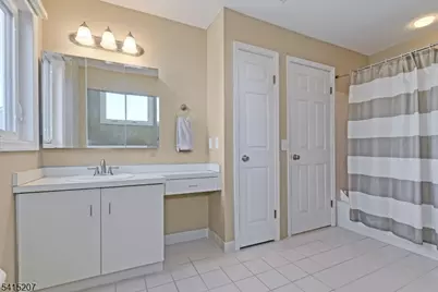 4 Currey Lane, West Orange Township, NJ 07052 - Photo 24