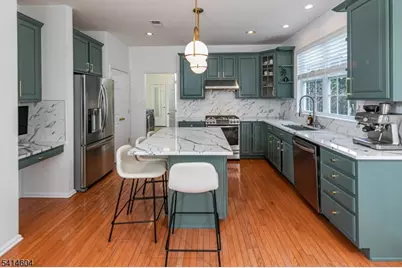 6 Stable Ln, Raritan Township, NJ 08822 - Photo 8