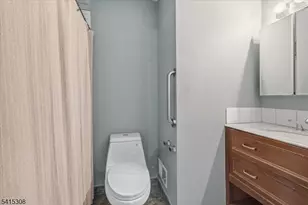 117 Sunset Key, Secaucus, NJ 07094 - Photo 16