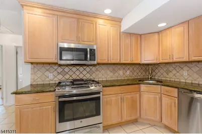 130 N 7th St, Saddle Brook Township, NJ 07663 - Photo 12