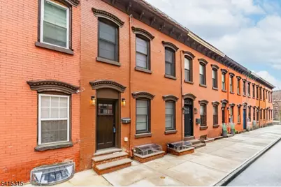 16 Eagle St, Newark, NJ 07102 - Photo 2