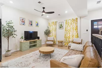 16 Eagle St, Newark, NJ 07102 - Photo 4