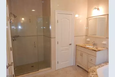 230 East Ln, Clark Township, NJ 07066 - Photo 16