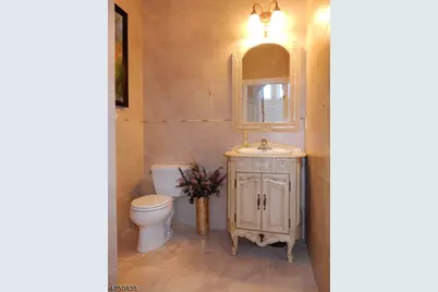 230 East Ln, Clark Township, NJ 07066 - Photo 22