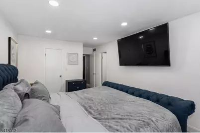 40 Bennington Sq, Washington Township, NJ 07840 - Photo 18