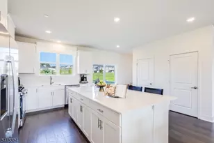 53 Eastwood Ter, East Hanover Township, NJ 07936 - Photo 6